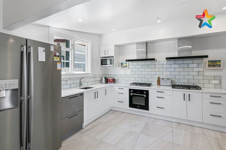 Photo of property in 10 Elizabeth Street, Petone, Lower Hutt, 5012