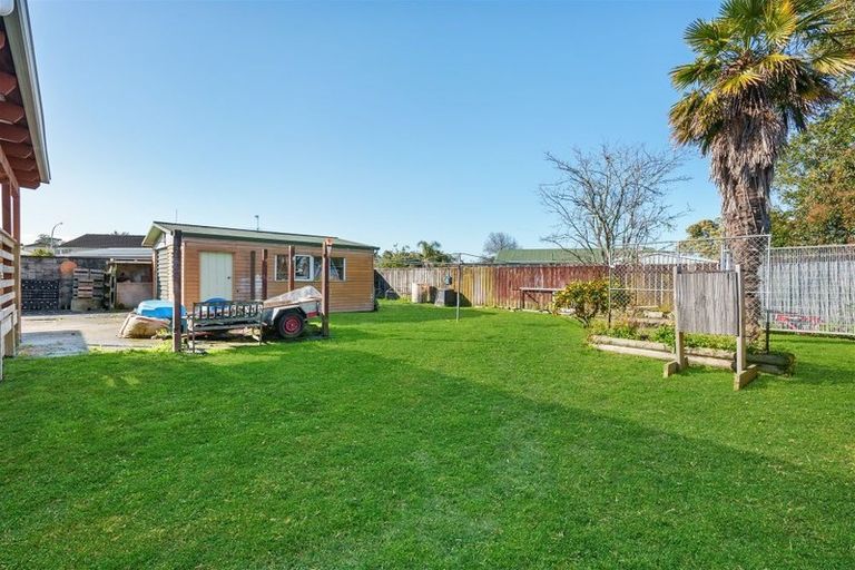 Photo of property in 99 Cargill Street, Papakura, 2110