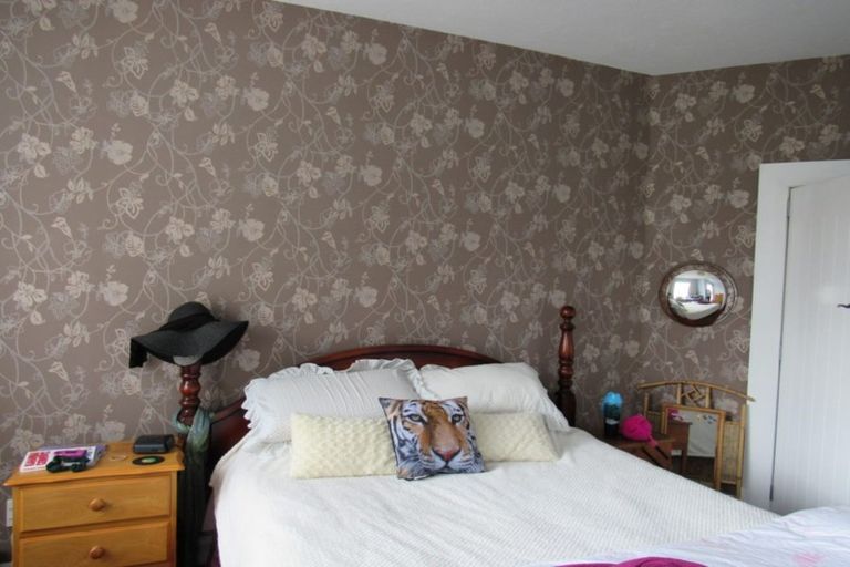 Photo of property in 10 Rawhiti Avenue, New Brighton, Christchurch, 8083