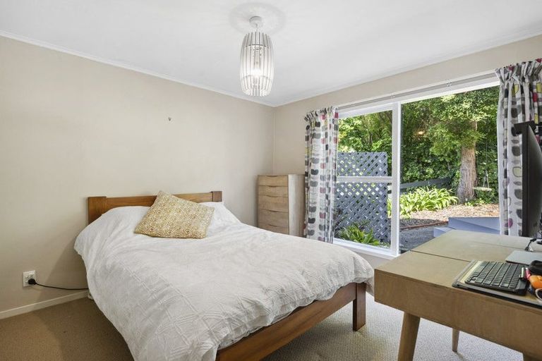 Photo of property in 28 Truro Road, Camborne, Porirua, 5026