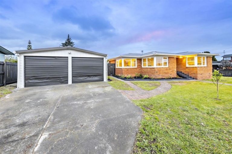 Photo of property in 135 Rowandale Avenue, Manurewa, Auckland, 2102