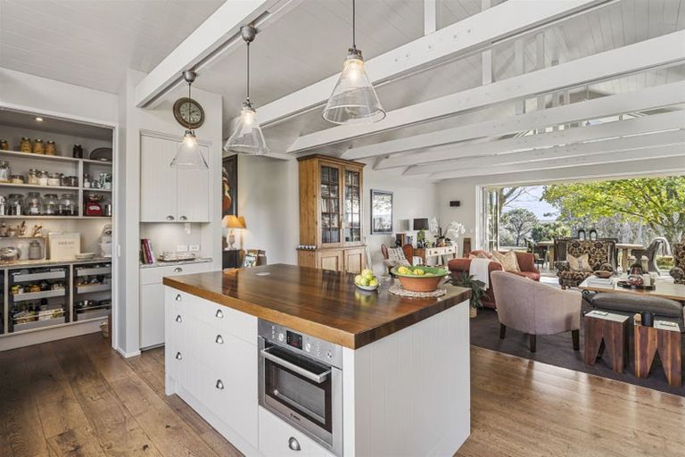 Photo of property in 18 Beacon Road, Riverhead, Albany, 0793