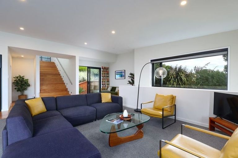 Photo of property in 94 Queens Road, Stepneyville, Nelson, 7010