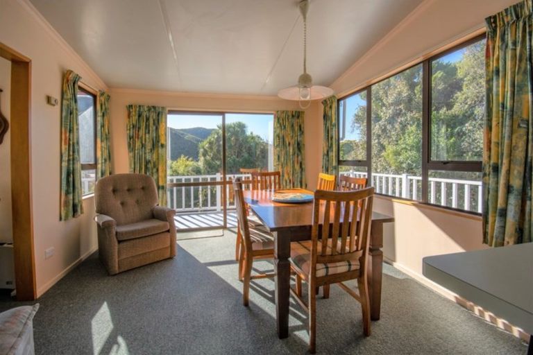 Photo of property in 239b Waikawa Road, Waikawa, Picton, 7220