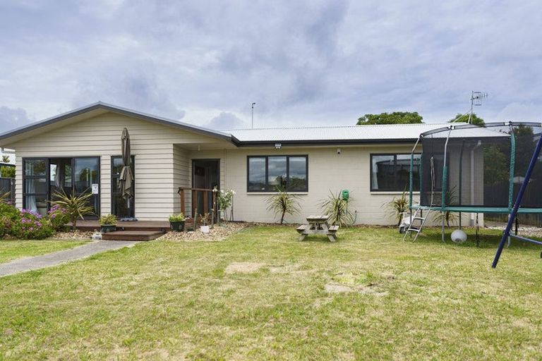 Photo of property in 15 Lorne Crescent, Flaxmere, Hastings, 4120