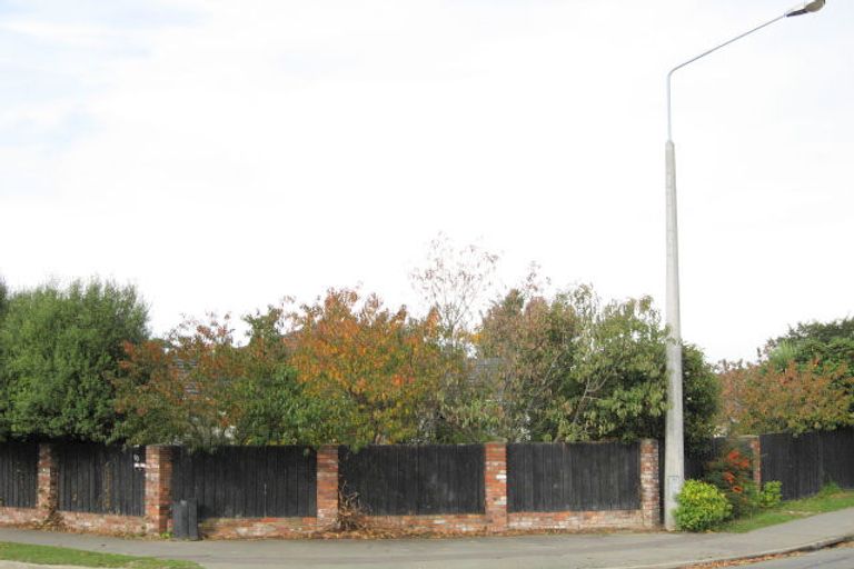 Photo of property in 89 Yaldhurst Road, Sockburn, Christchurch, 8042