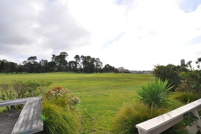 Photo of property in 19 Winderton Way, Pauanui, Hikuai, 3579