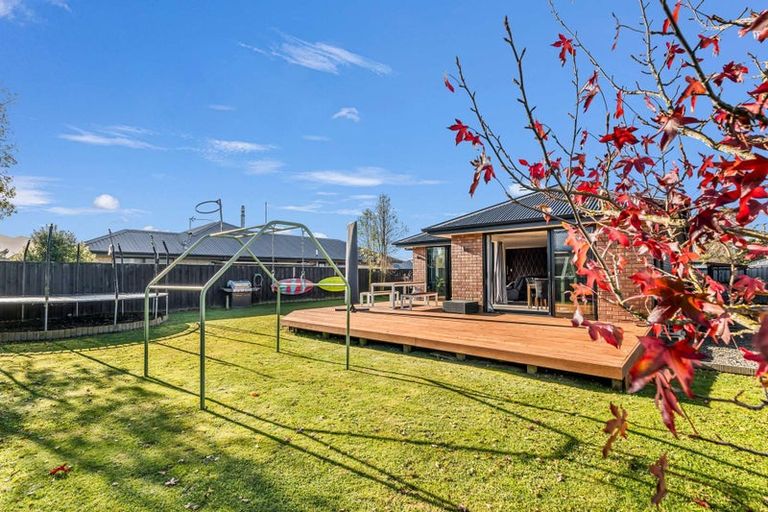 Photo of property in 8 Stonebridge Lane, Oxford, 7430