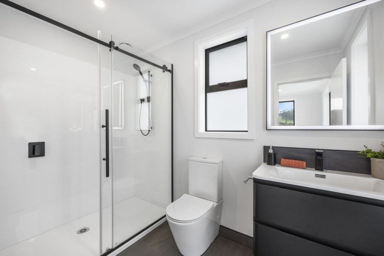 Photo of property in 92 Great South Road, Pokeno, 2402