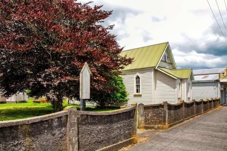 Photo of property in 36 Egmont Street, Kaponga, Hawera, 4679