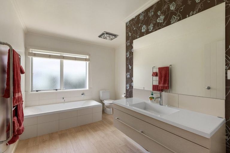 Photo of property in 9 Parkland Rise, Omokoroa, 3114