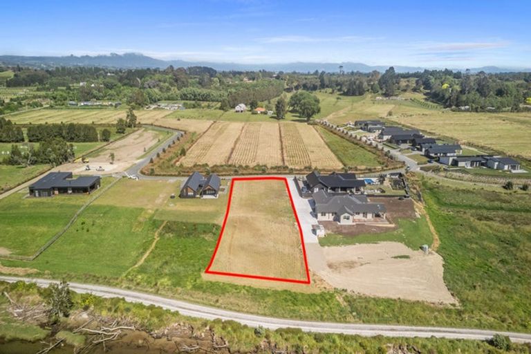 Photo of property in 18 Te Ara O Tahataharoa, Te Puna, Tauranga, 3176