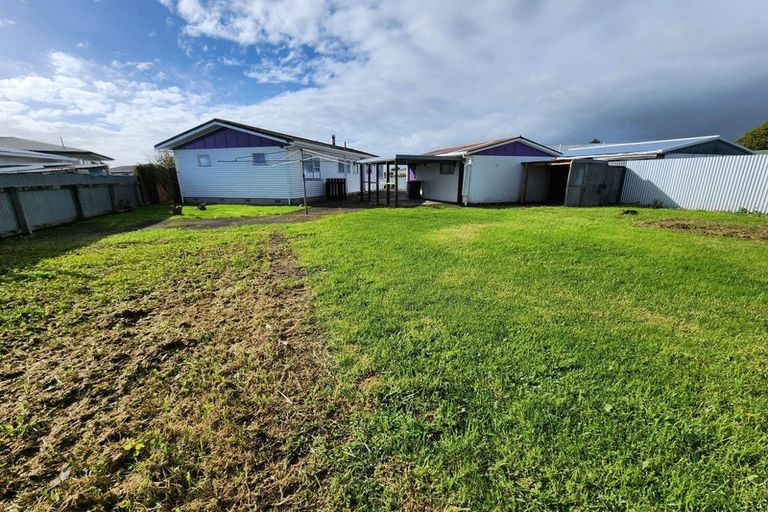 Photo of property in 28 Braemar Street, Levin, 5510
