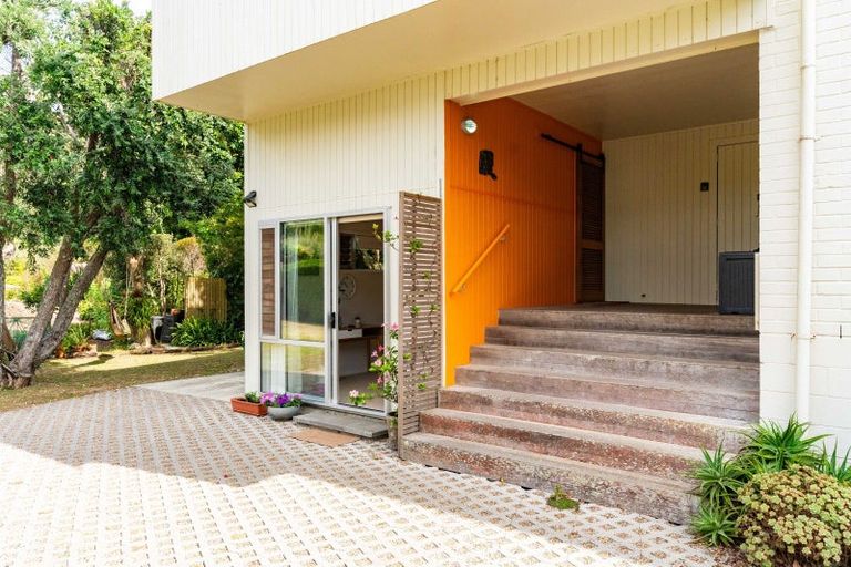 Photo of property in 42 Cheviot Street, Mangawhai Heads, Mangawhai, 0505