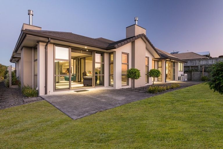 Photo of property in 24 Rexford Heights, Pyes Pa, Tauranga, 3112