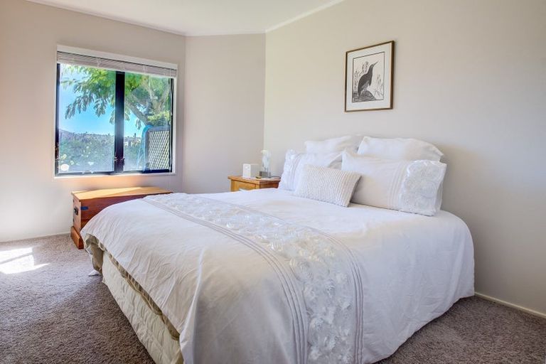 Photo of property in 25 Dallinger Street, St Andrews, Hamilton, 3200