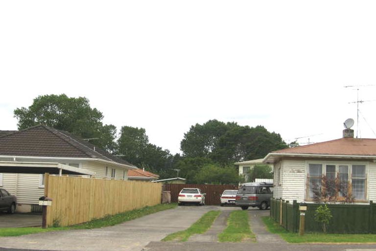 Photo of property in 2/71 Salisbury Road, Birkdale, Auckland, 0626