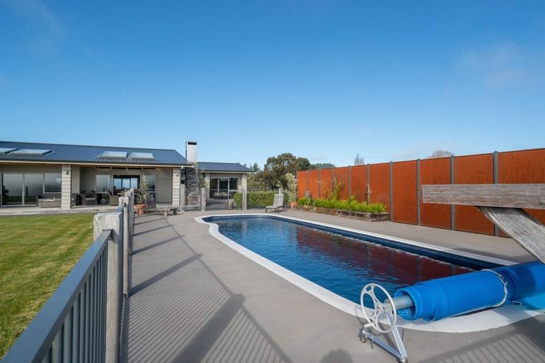 Photo of property in 30 Kaiapo Road, Acacia Bay, Taupo, 3385