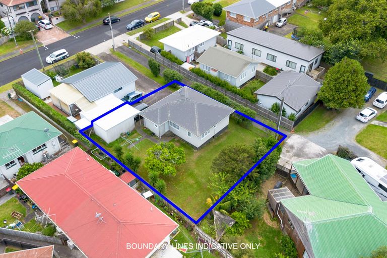 Photo of property in 2/28 Union Street, Papakura, 2110