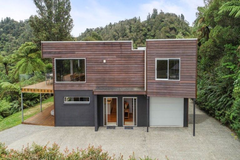 Photo of property in 586e Spencer Road, Lake Tarawera, Rotorua, 3076