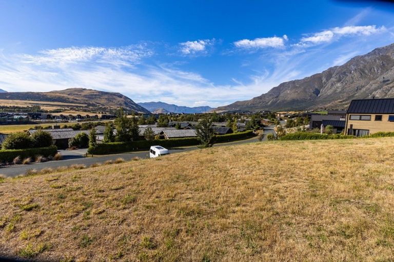 Photo of property in 25 Rannoch Drive, Jacks Point, Queenstown, 9371
