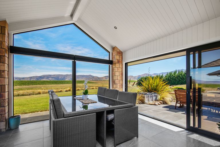 Photo of property in 317 Golden Road, Springvale, Alexandra, 9393