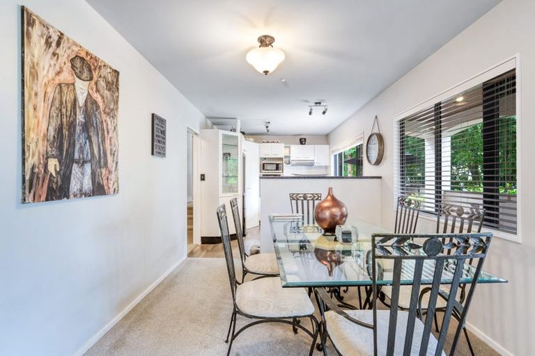 Photo of property in 35a Picasso Drive, West Harbour, Auckland, 0618