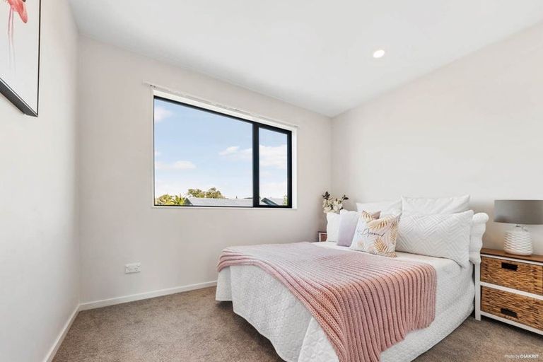 Photo of property in 18a Dana Place, Somerville, Auckland, 2014