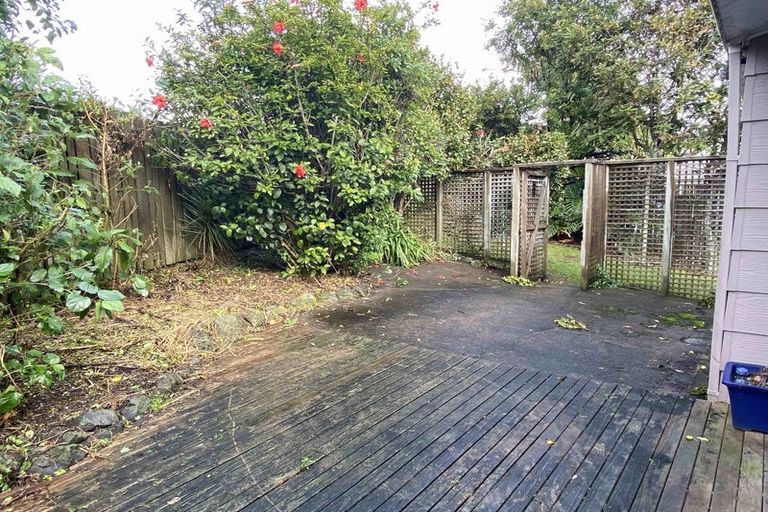 Photo of property in 88 William Bayes Place, Red Beach, 0932