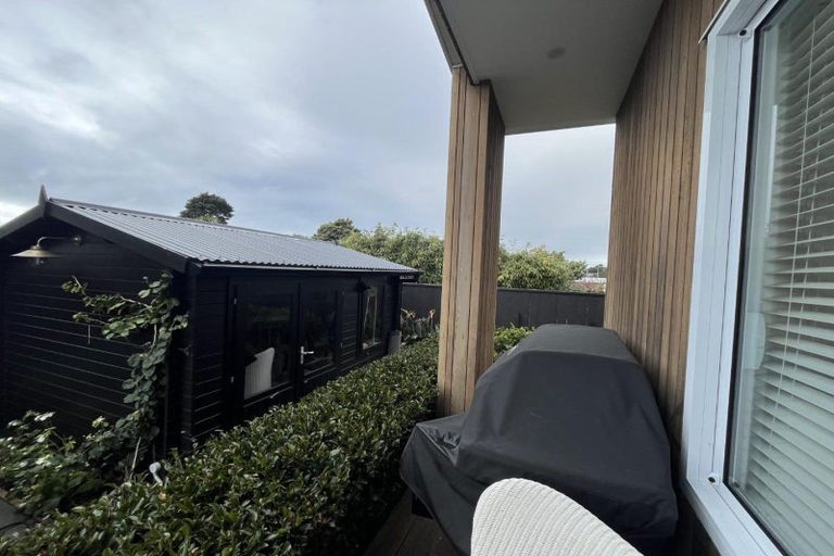 Photo of property in 161 Lemon Street, Strandon, New Plymouth, 4312