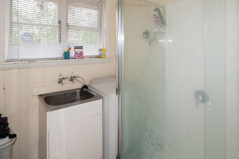 Photo of property in 28 Auburn Avenue, Upper Riccarton, Christchurch, 8041