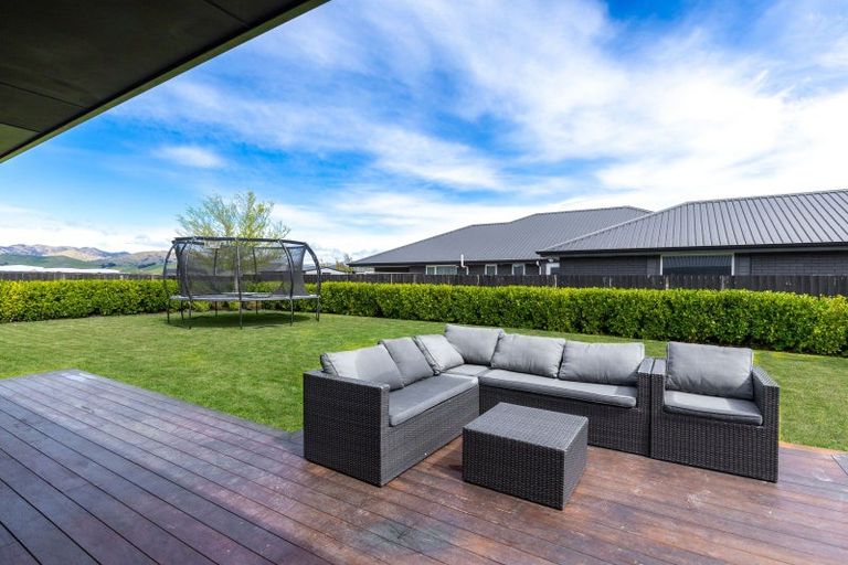 Photo of property in 17 Catalina Crescent, Burleigh, Blenheim, 7201