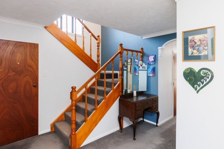 Photo of property in 66 Pencarrow Street, Highbury, Palmerston North, 4412