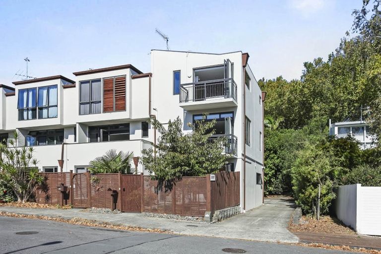 Photo of property in 46a Beresford Street Central, Freemans Bay, Auckland, 1011