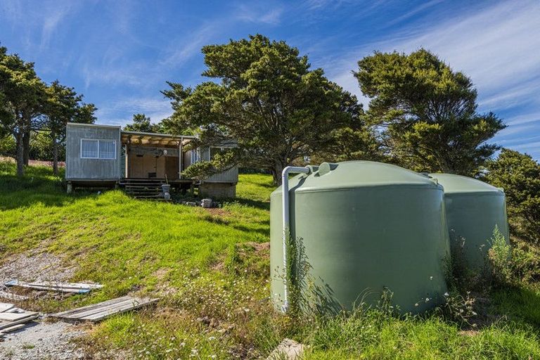 Photo of property in 217 Heatley Road, Whakapirau, 0583