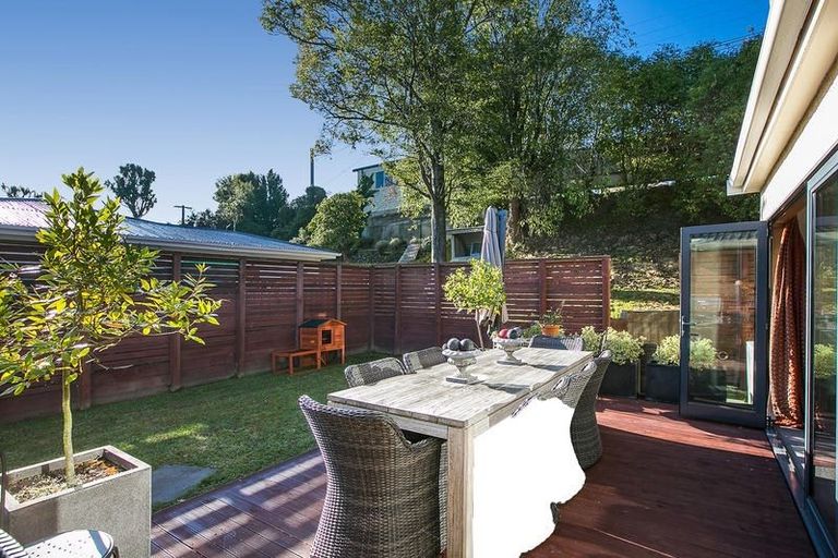 Photo of property in 332 Kenmure Road, Kenmure, Dunedin, 9011