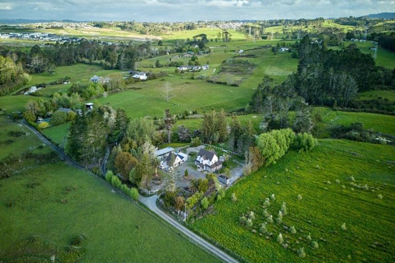 Photo of property in 150 Nixon Road, Taupaki, Henderson, 0782