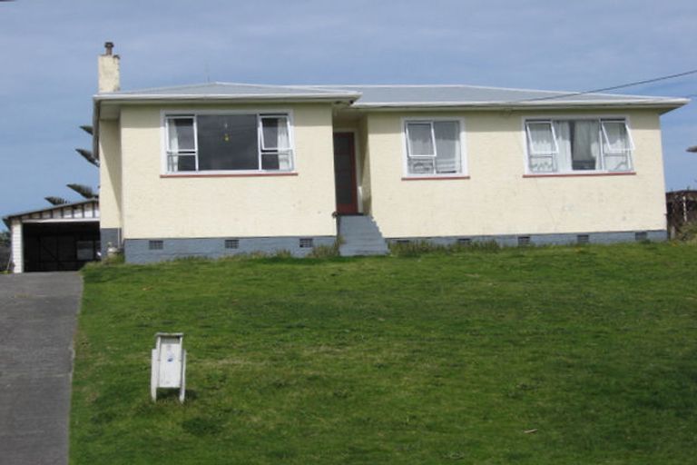 Photo of property in 6 Waitote Street, Castlecliff, Whanganui, 4501