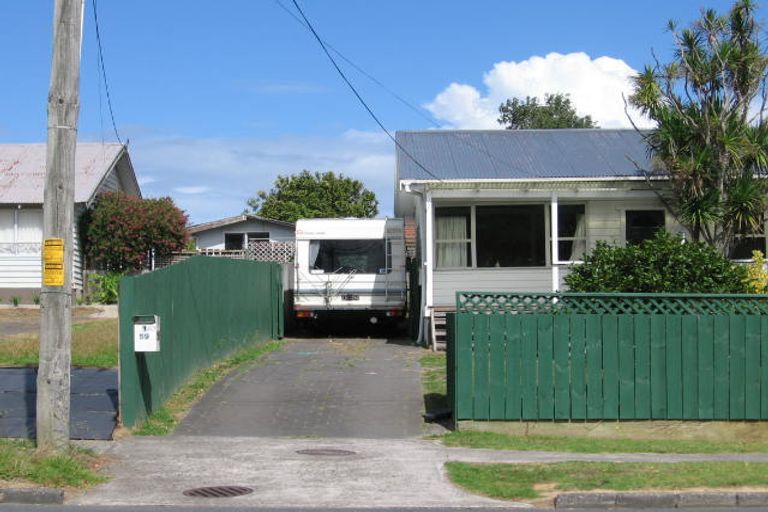 Photo of property in 2/59 Margan Avenue, New Lynn, Auckland, 0600