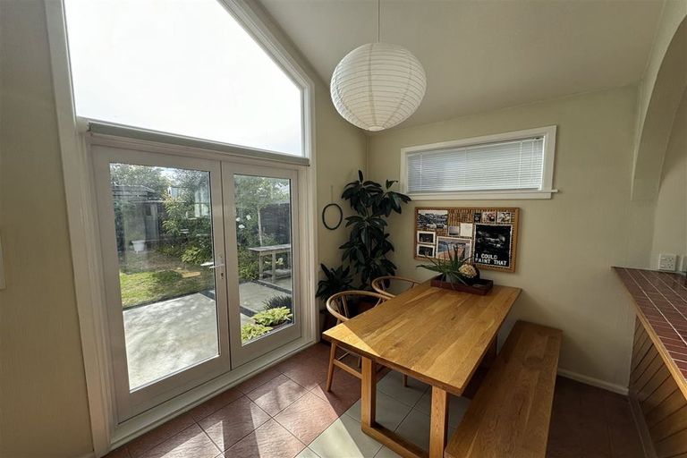 Photo of property in 1/18 Maidstone Road, Ilam, Christchurch, 8041