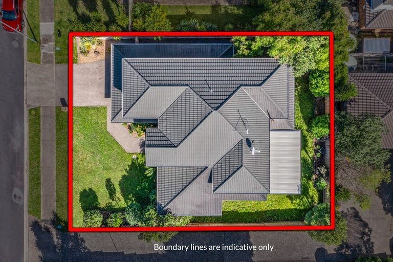 Photo of property in 12 Kunzea Place, Greenhithe, Auckland, 0632