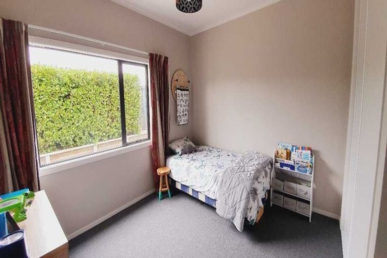 Photo of property in 15 Lake View Road, Waipukurau, 4200