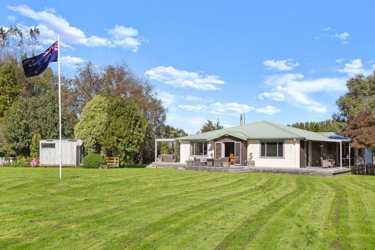 Photo of property in 1564 Cheltenham Hunterville Road, Waituna West, Rewa, 4780