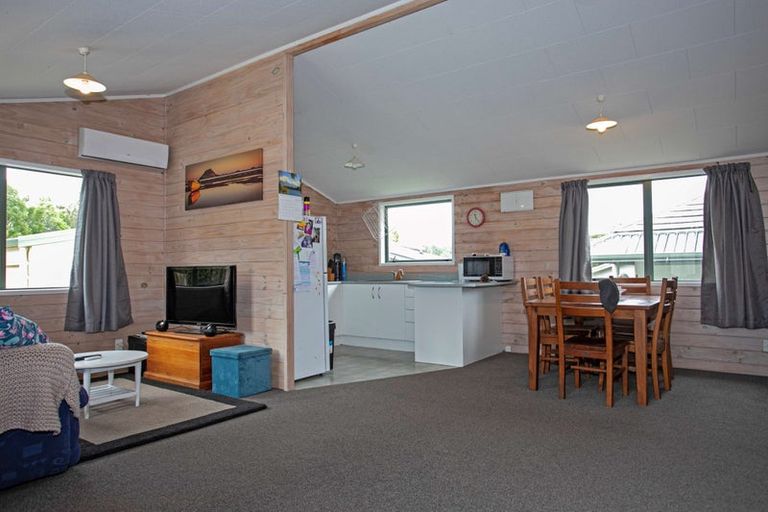 Photo of property in 28 Welcome Bay Lane, Hairini, Tauranga, 3112