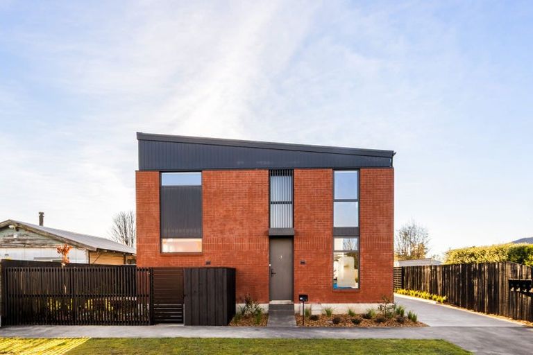 Photo of property in 2/28 Harker Street, Spreydon, Christchurch, 8024