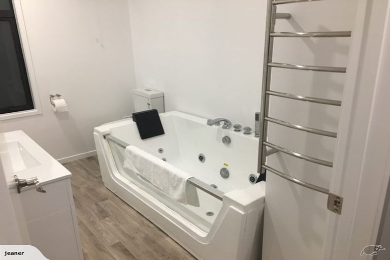 Photo of property in 2 Park Avenue Mews, Ohakune, 4625