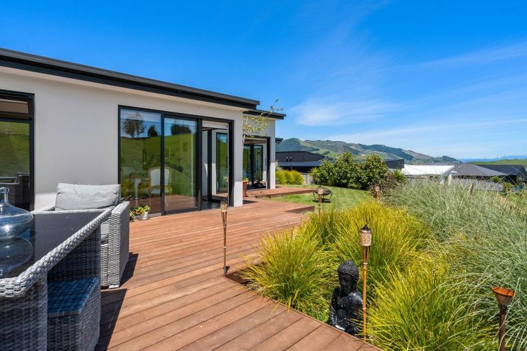 Photo of property in 30 Huntaway Close, Stoke, Nelson, 7011