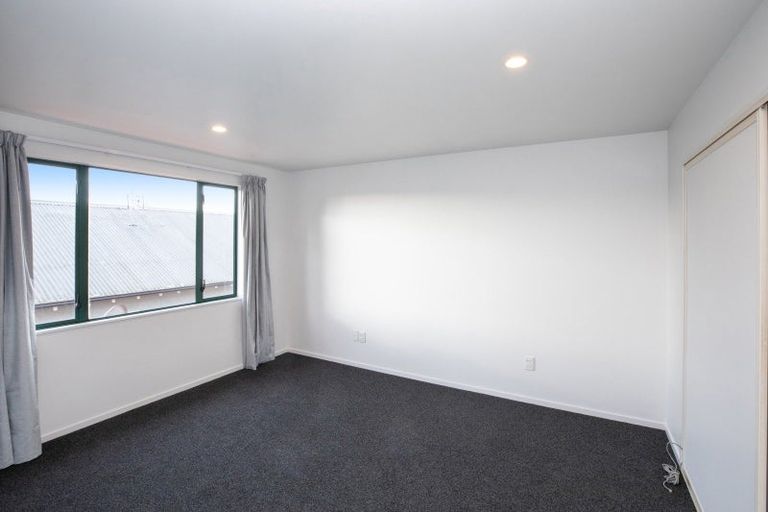 Photo of property in 68 Thackeray Place, Waltham, Christchurch, 8023