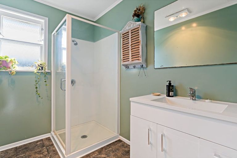 Photo of property in 14 Church Street, Tuakau, 2121