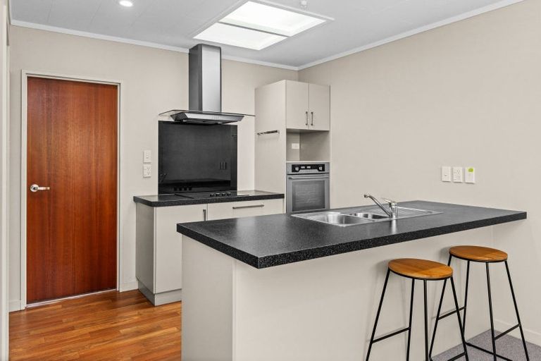 Photo of property in 2/11 Mchardy Street, Havelock North, 4130